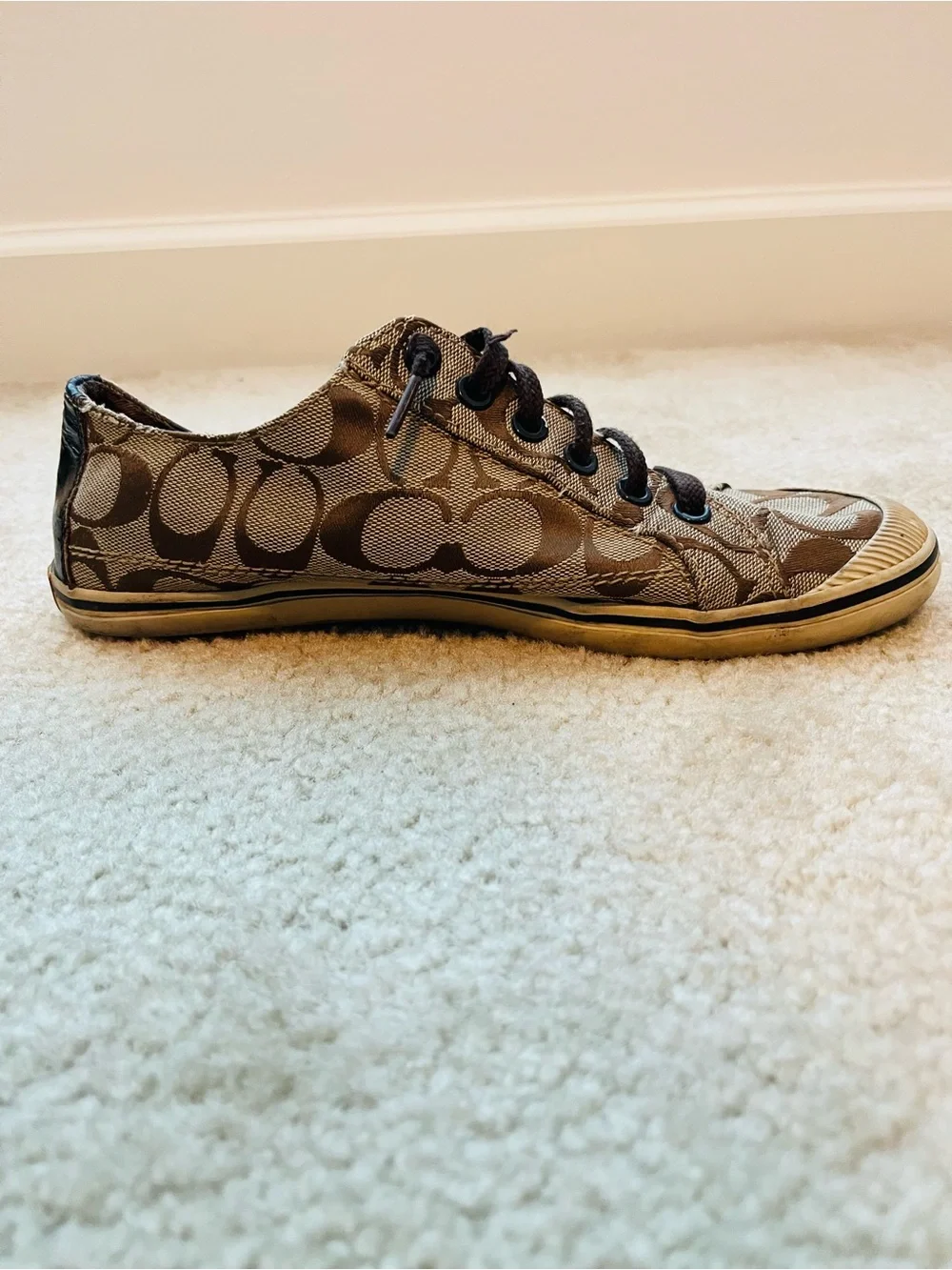 Coach brown laces